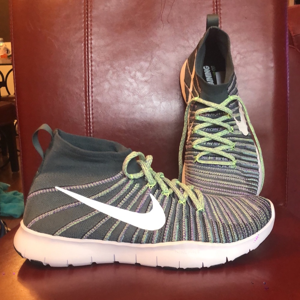 Nike Free Train Force Flyknit